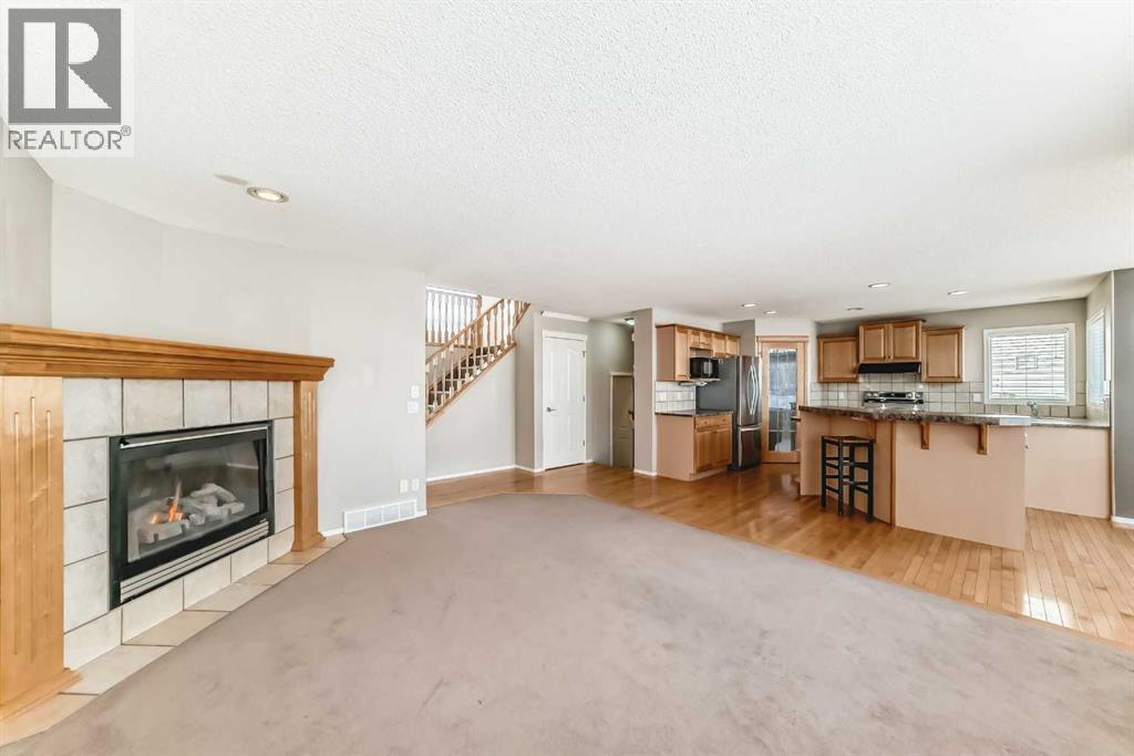 House for Sale in 131 Somerside Crescent SW|Calgary, Alberta T2T4K6 5