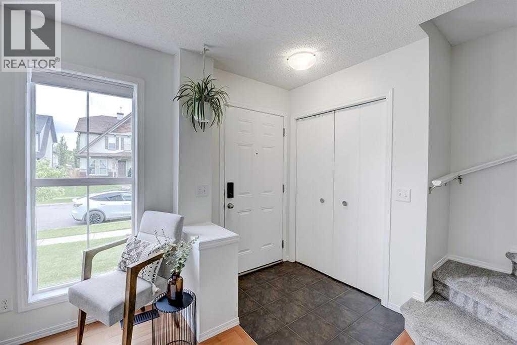 Duplex for Sale in 12 Elgin Meadows View SE|Calgary, Alberta T2Z0E8 3