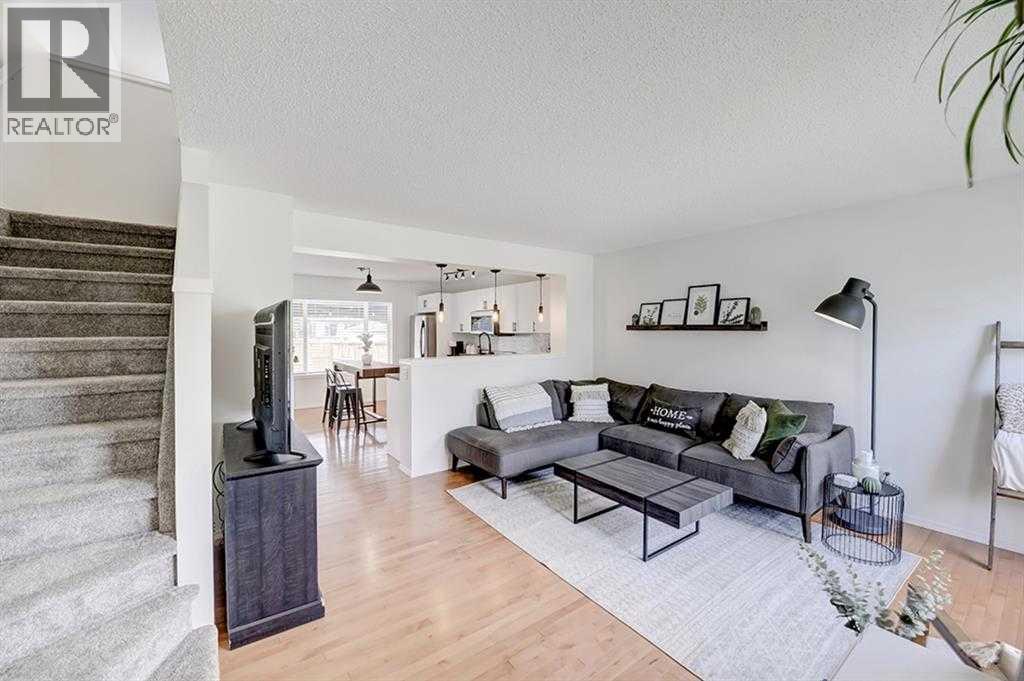 Duplex for Sale in 12 Elgin Meadows View SE|Calgary, Alberta T2Z0E8 4