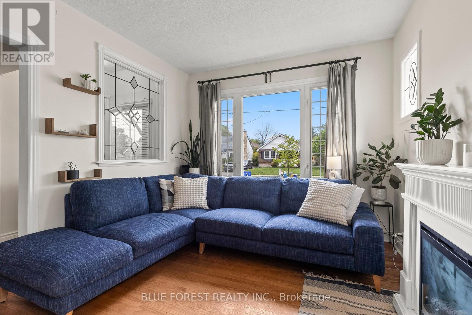 property-image