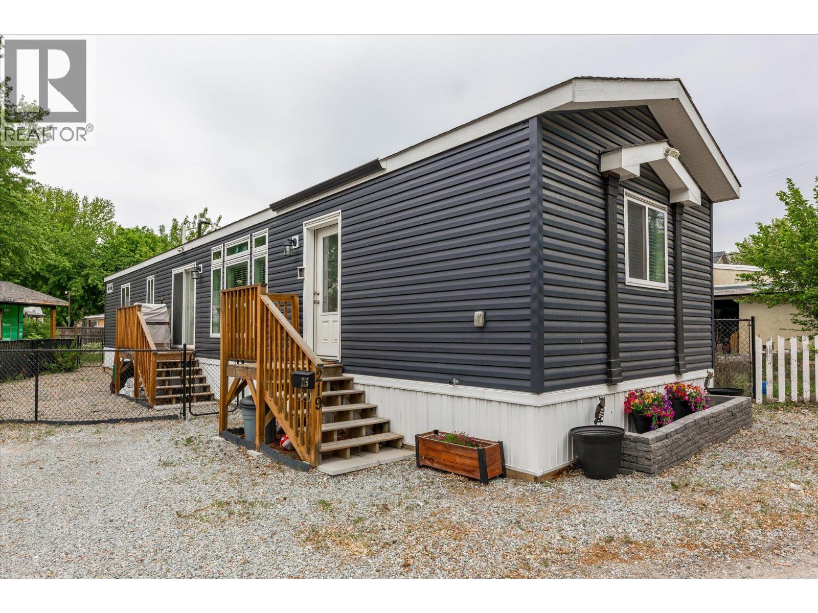 For sale: 1699 Ross Road Unit# 219, West Kelowna, British Columbia