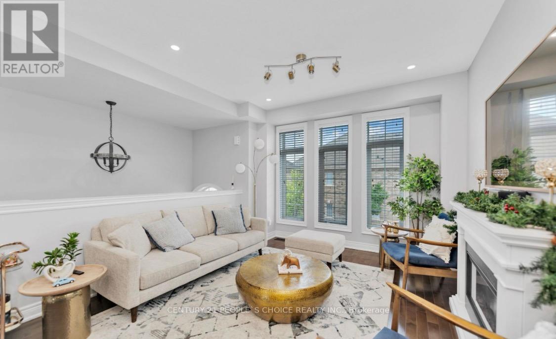 Row / Townhouse for Sale in 5 - 5972 TURNEY DRIVE|Mississauga (Streetsville), Ontario L5M0S5 4