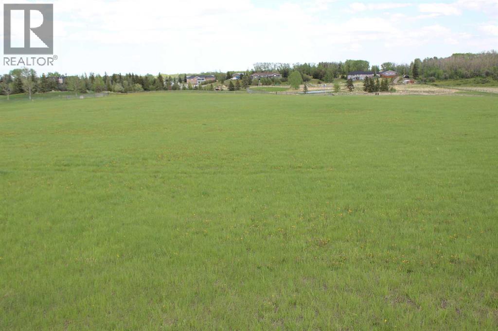 For sale: 32079 Willow Way, Rural Rocky View County, Alberta