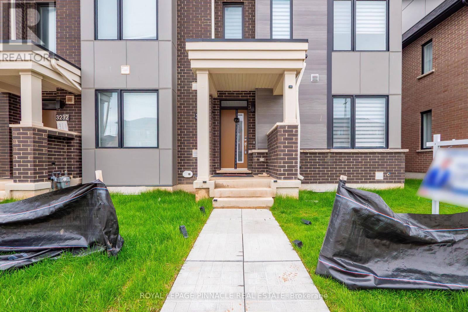 Row / Townhouse for Sale in 3234 SIXTH LINE|Oakville (GO Glenorchy), Ontario L6M4K1 4