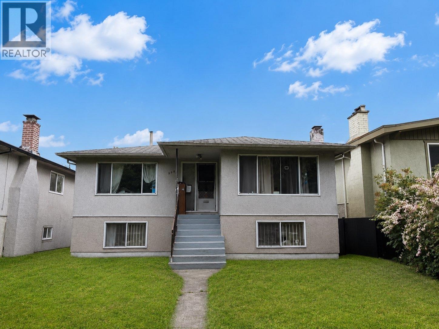 5862 CULLODEN STREET|Vancouver, British Columbia V5W3S2