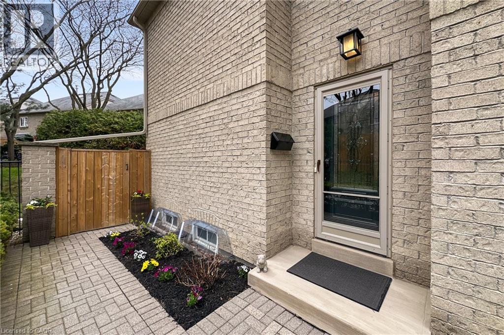 Row / Townhouse for Sale in 3420 SOUTH MILLWAY Unit# 27|Mississauga, Ontario L5L3V4 5