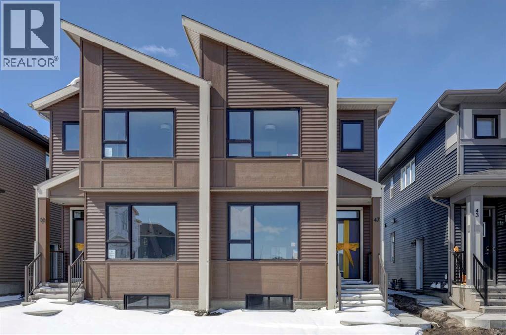 Duplex for Sale in 47 Lewisburg Manor NE|Calgary, Alberta T3P2N7