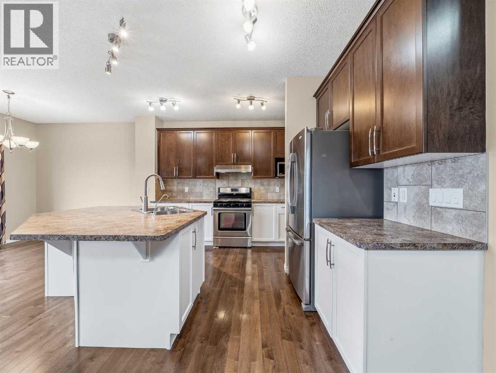 House for Sale in 32 Panatella Parade NW|Calgary, Alberta T3K0T8 4
