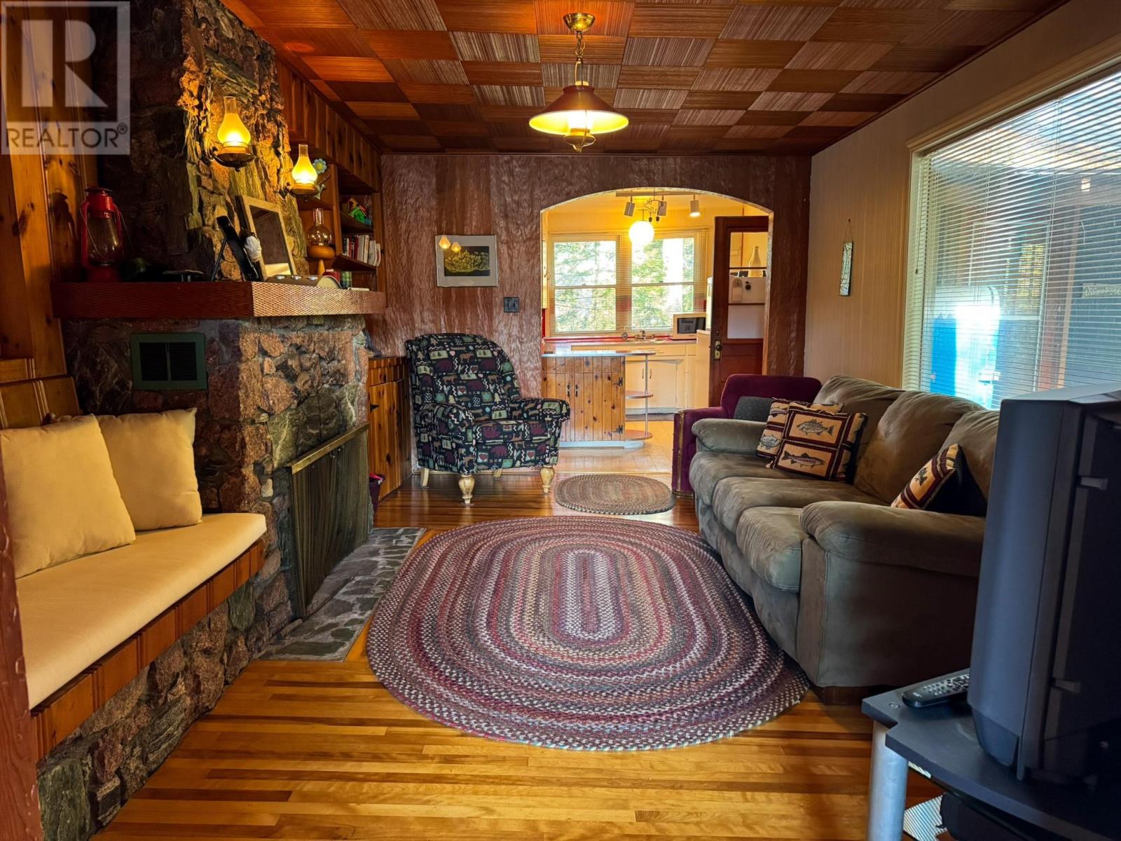 property-image