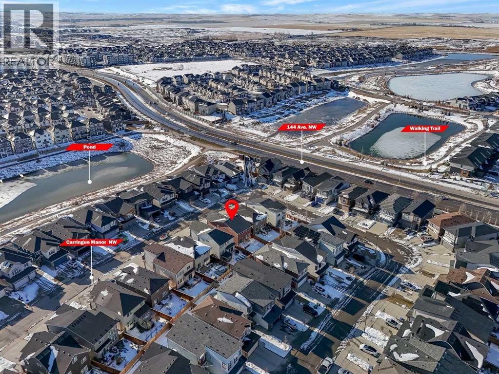 House for Sale in 216 Carringvue Manor NW|Calgary, Alberta T3P0W3 5