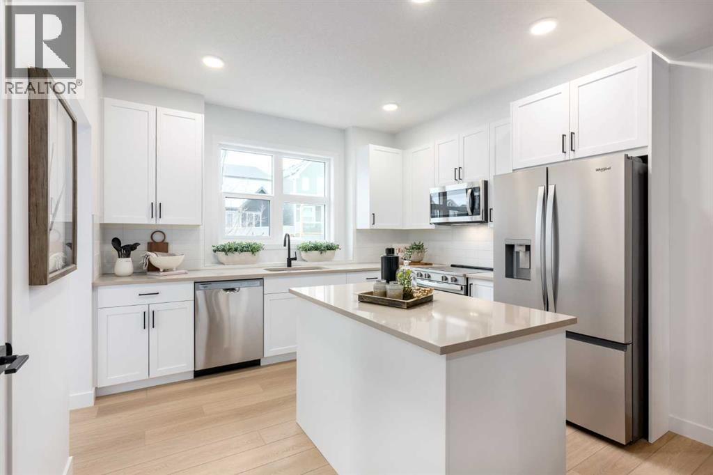 Row / Townhouse for Sale in 1510 Rangeview Drive SE|Calgary, Alberta T3S0P8