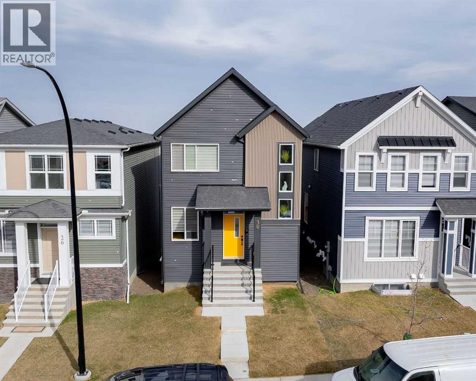 House for Sale in 30 Edith Manor NW|Calgary, Alberta T3R1Y7 2