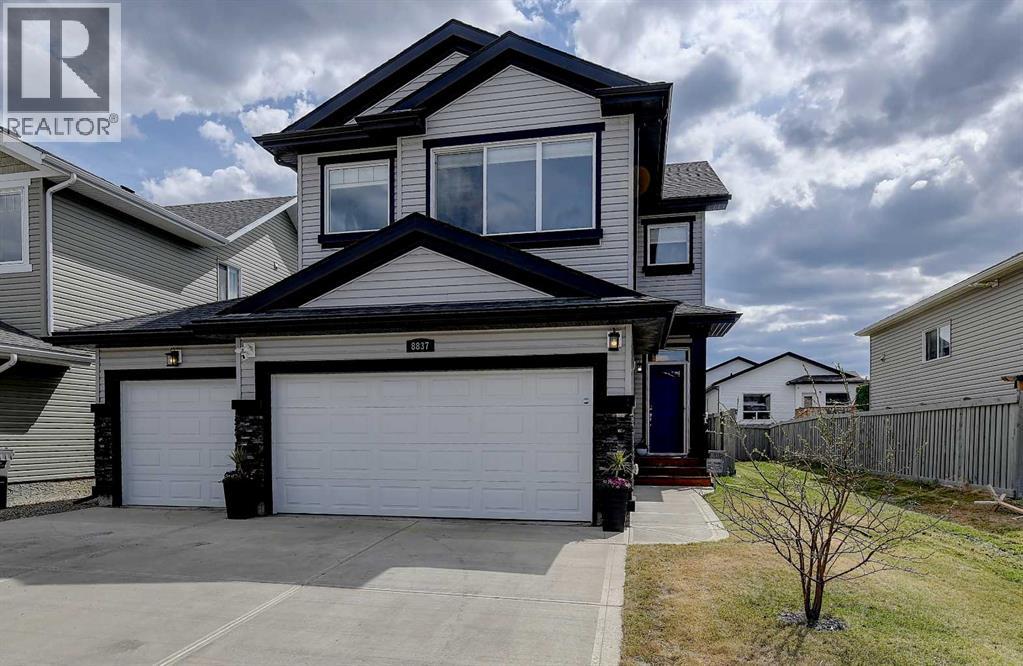y様 For sale: 8837 86A Avenue, Grande Prairie, Alberta T8X0P4