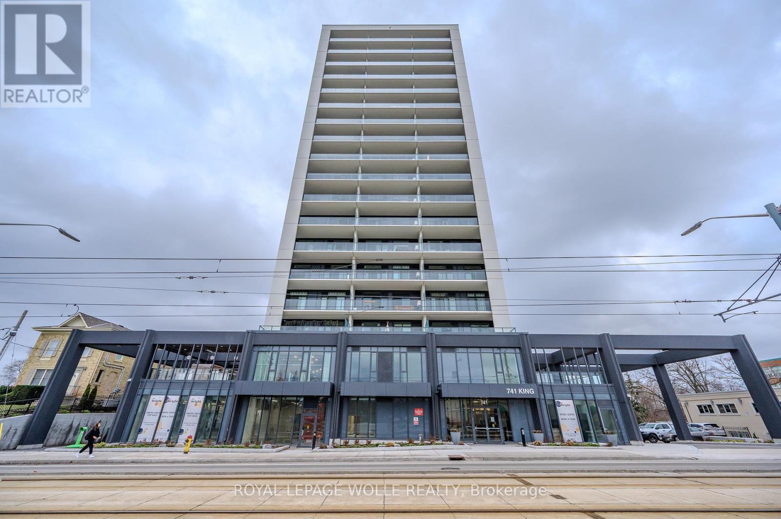304 - 741 KING STREET W, Kitchener, Ontario N2G0E9