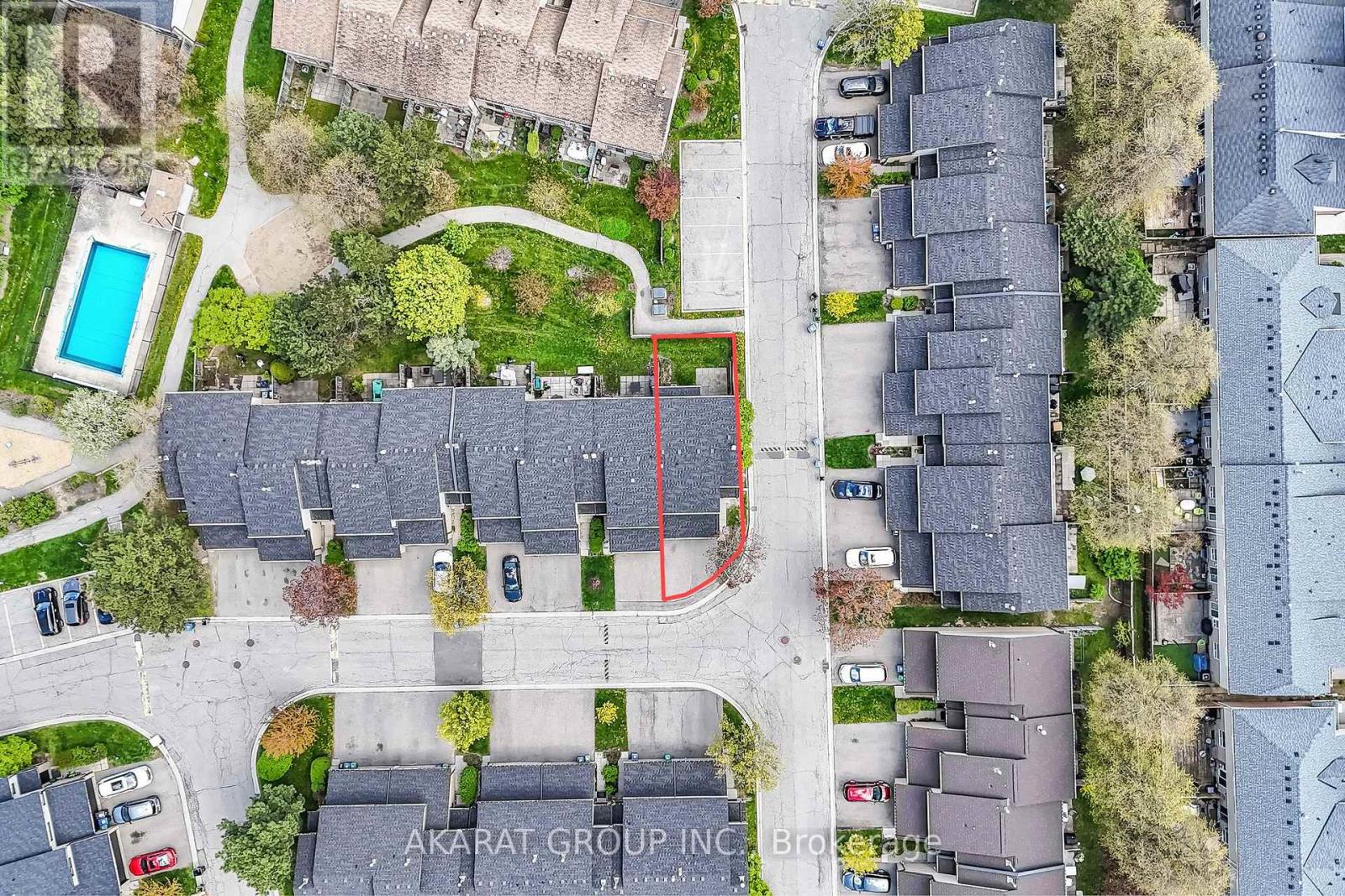 Row / Townhouse for Sale in 27 - 3500 SOUTH MILLWAY|Mississauga (Erin Mills), Ontario L5L3T8 2