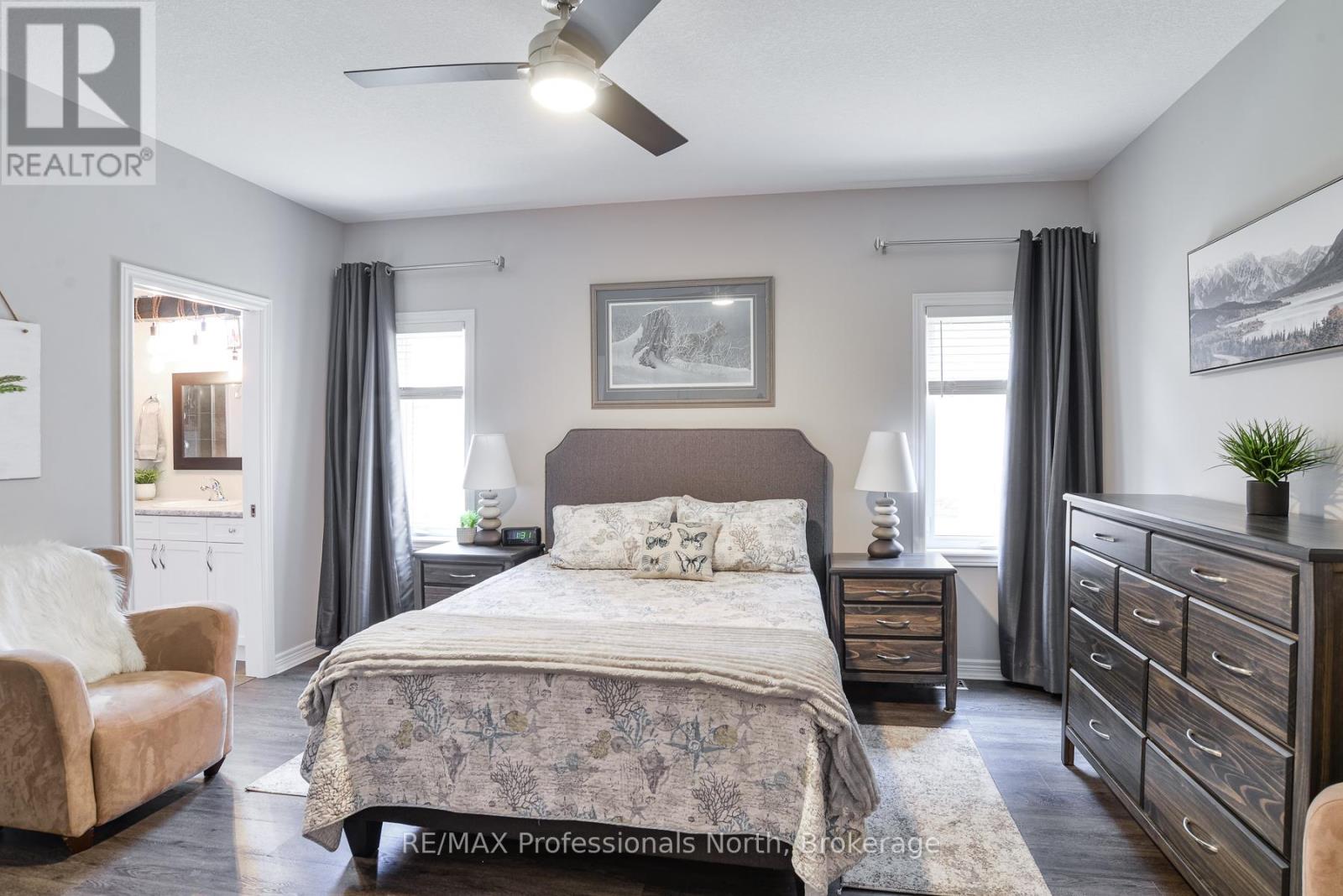 For sale: 19 SELKIRK DRIVE, Huntsville (Chaffey), Ontario P1H0C5