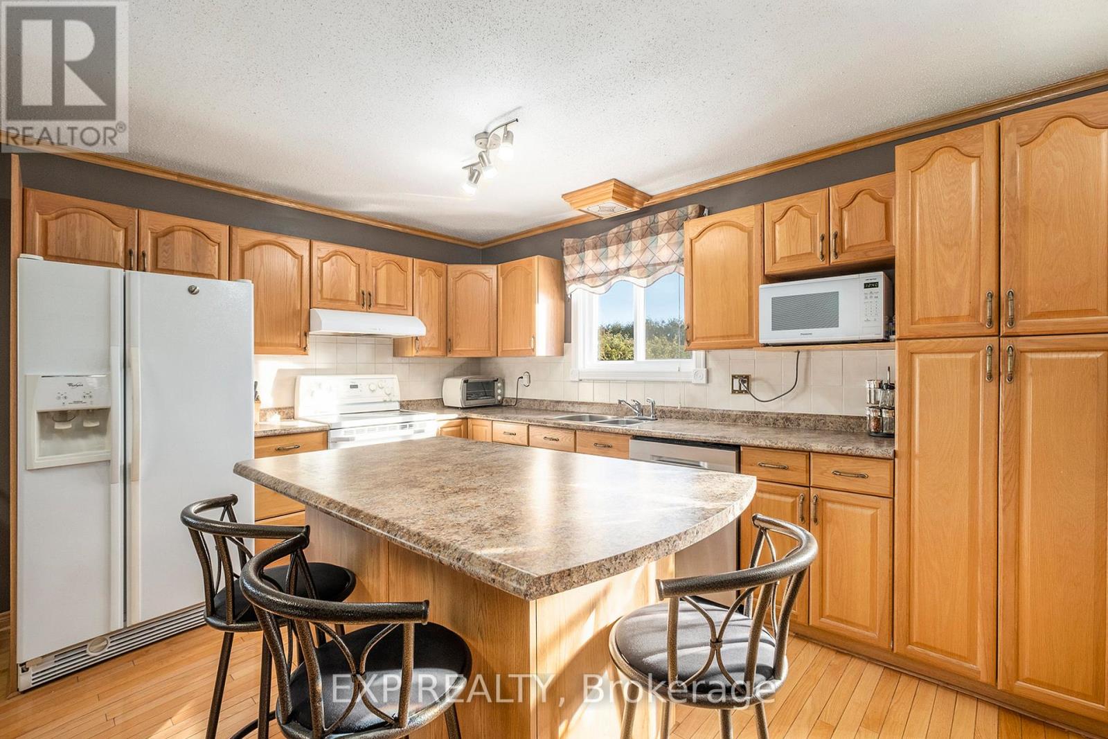 property-image