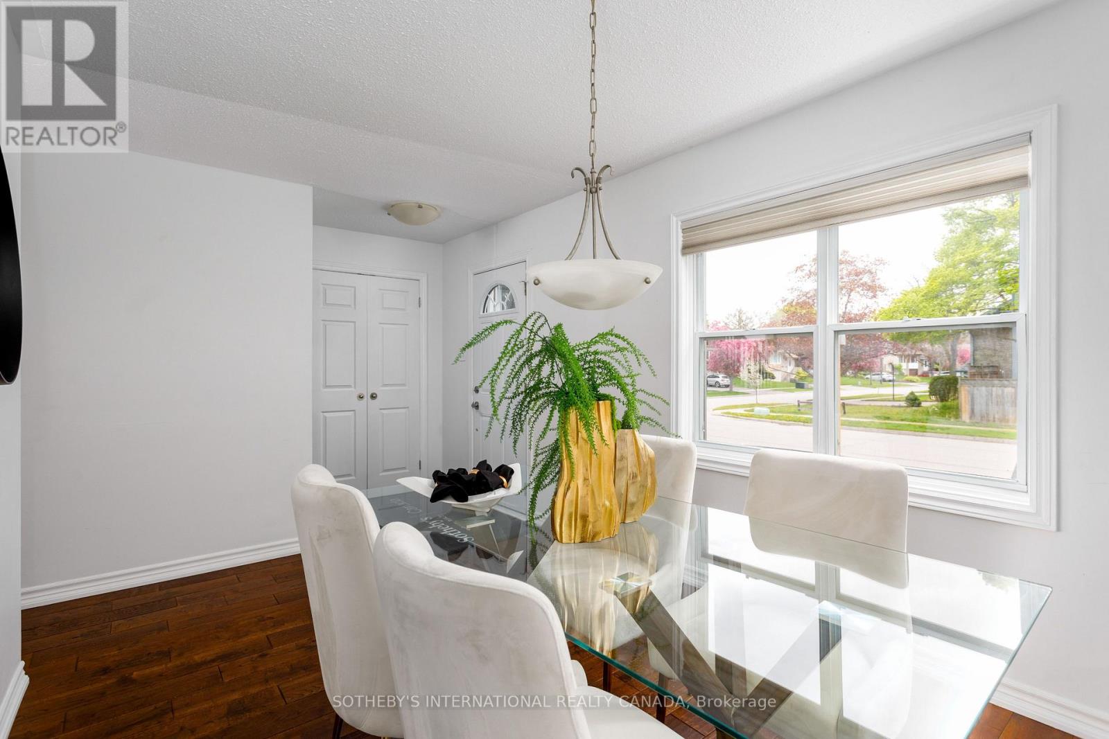 Row / Townhouse for Sale in 62 - 2825 GANANOQUE DRIVE|Mississauga (Meadowvale), Ontario L5N1V6 5