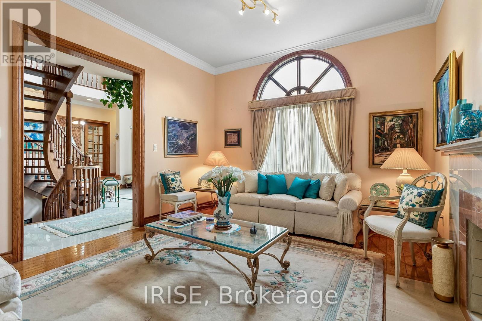 property-image