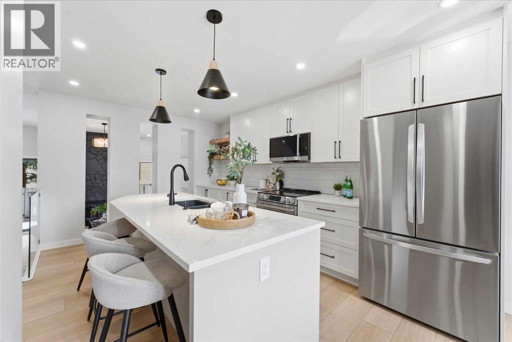 Row / Townhouse for Sale in 28, 99 Midpark Gardens SE|Calgary, Alberta T2X1L5 2