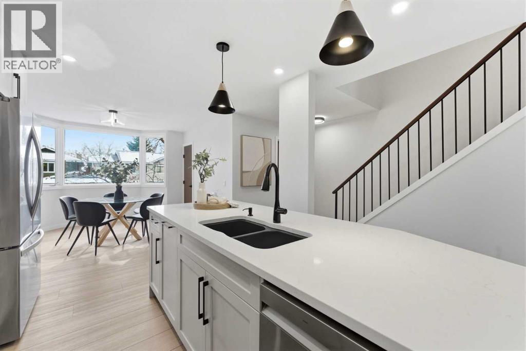 Row / Townhouse for Sale in 28, 99 Midpark Gardens SE|Calgary, Alberta T2X1L5 3