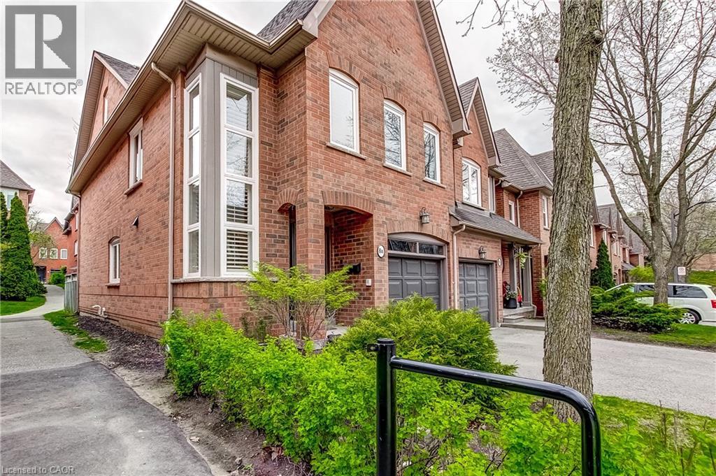 Row / Townhouse for Sale in 1084 W QUEEN Street W Unit# 8B|Mississauga, Ontario L5H4K4 3