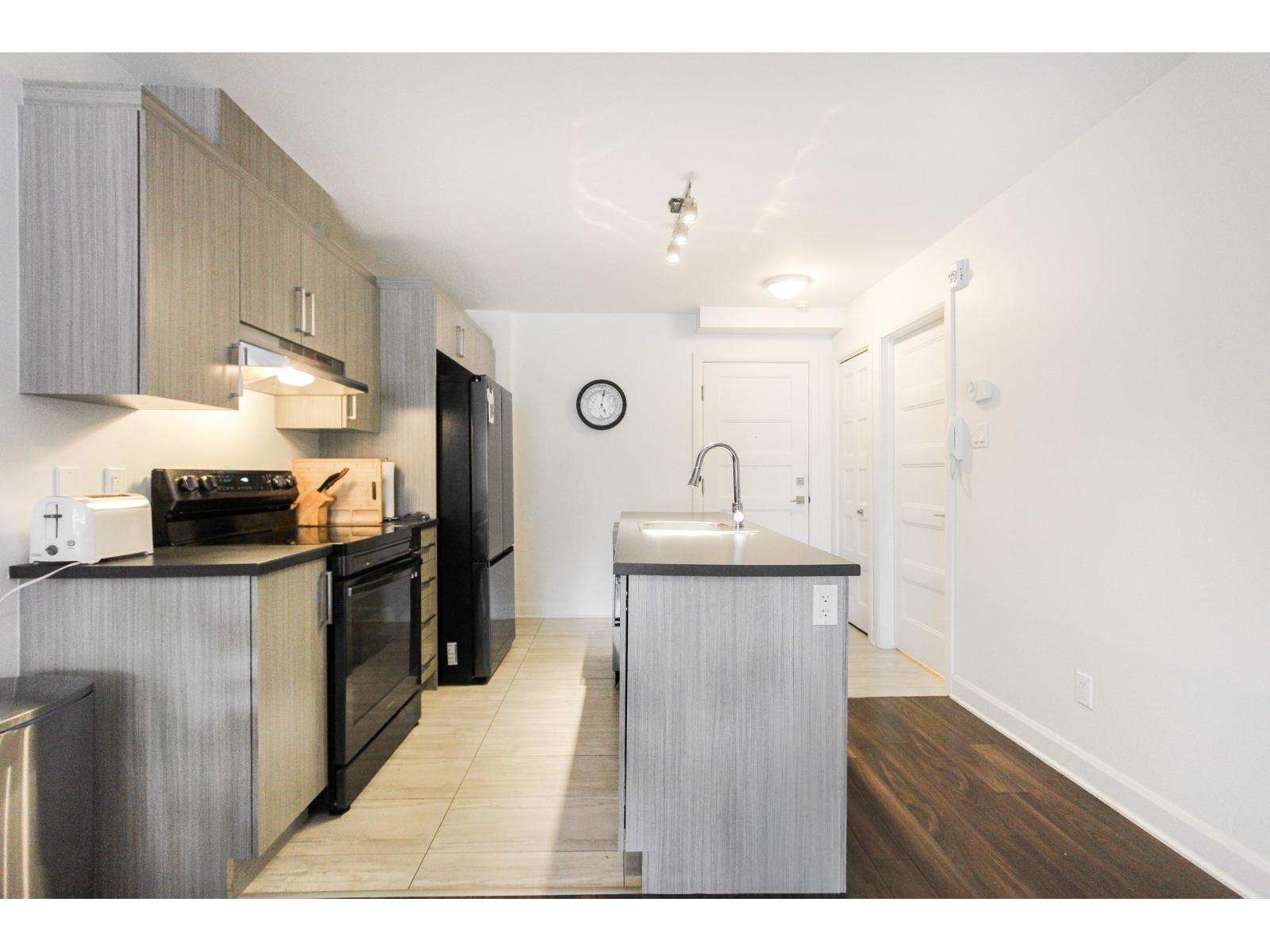 For sale: 795 Rue Filion, #102, Saint-Jérôme, Quebec J7Z0G7