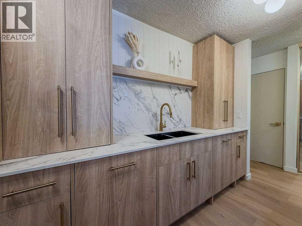Apartment for Sale in 2106, 4001B 49 Street NW|Calgary, Alberta T3A2C9 3