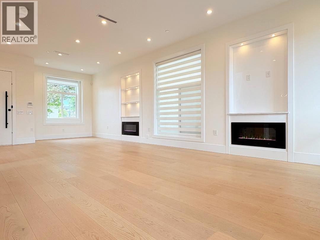 2026 E 32ND AVENUE|Vancouver, British Columbia V5N3B8