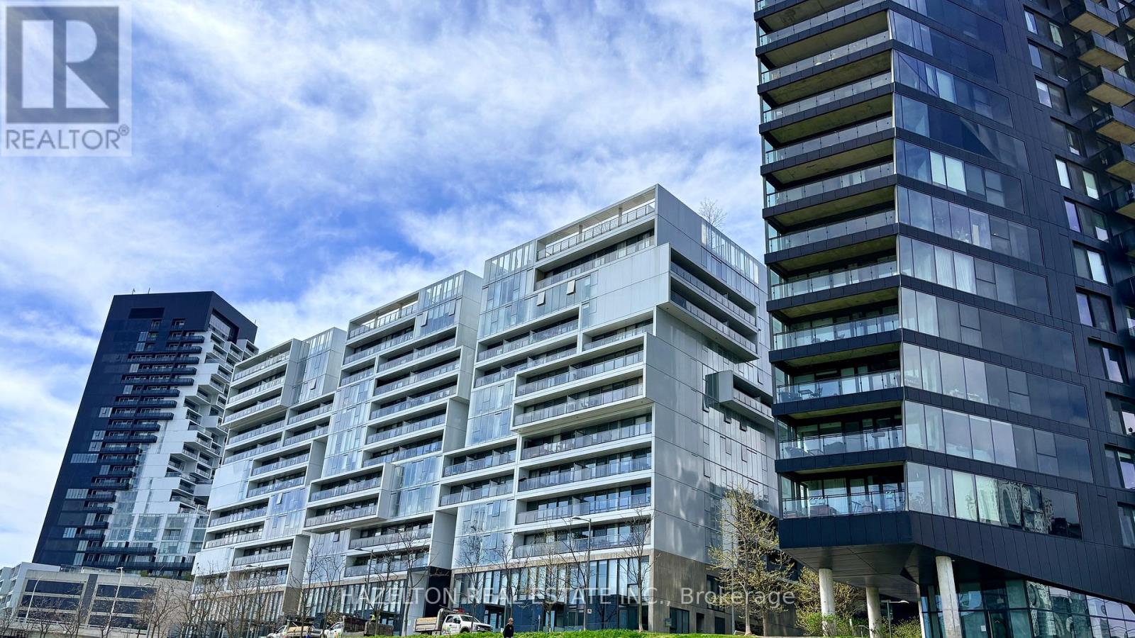 423 - 32 TROLLEY CRESCENT, Toronto (Moss Park), Ontario M5A0E8