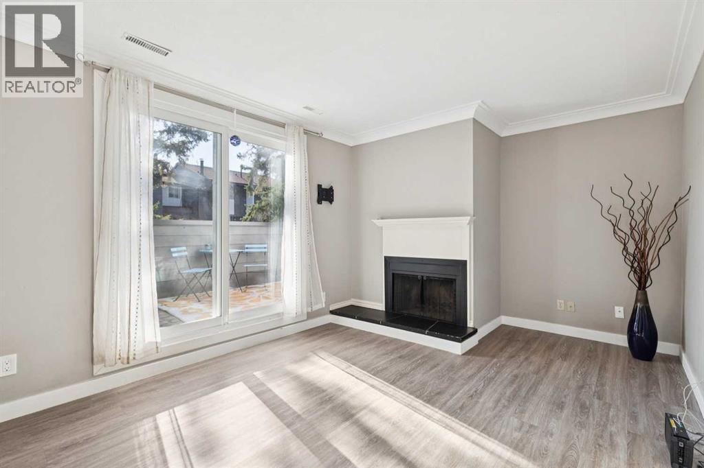 Row / Townhouse for Sale in 1002, 2520 Palliser Drive SW|Calgary, Alberta T2V4S9 5