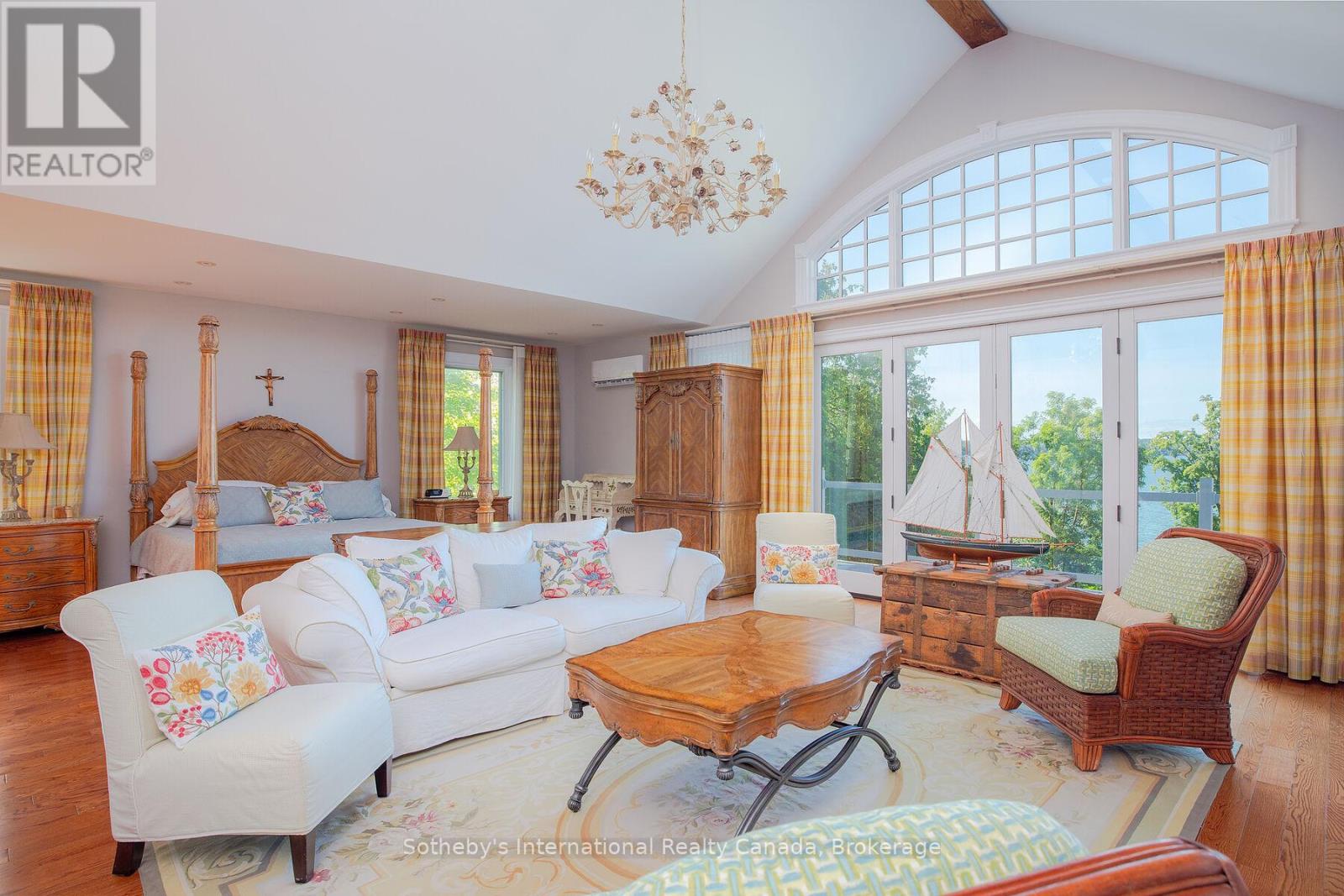 For sale: 2533 RIDGE ROAD W, Oro-Medonte, Ontario L0L2L0 - S13123868 ...
