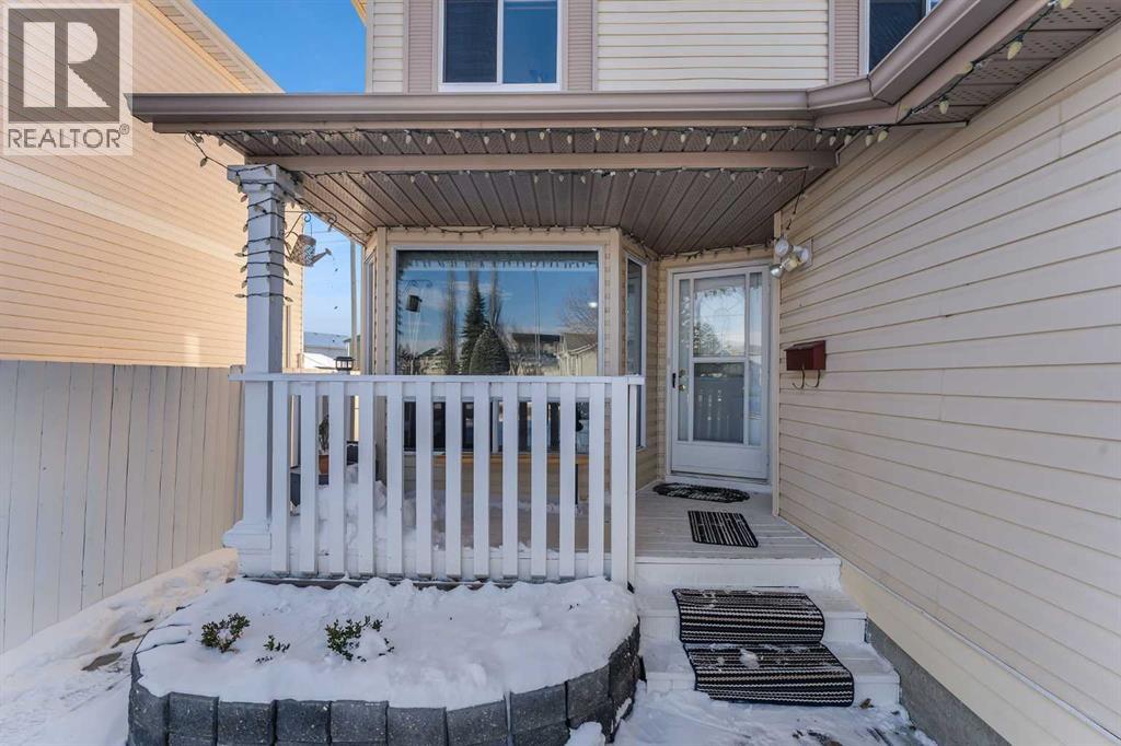 House for Sale in 3790 Catalina Boulevard NE|Calgary, Alberta T1Y6Y2 3