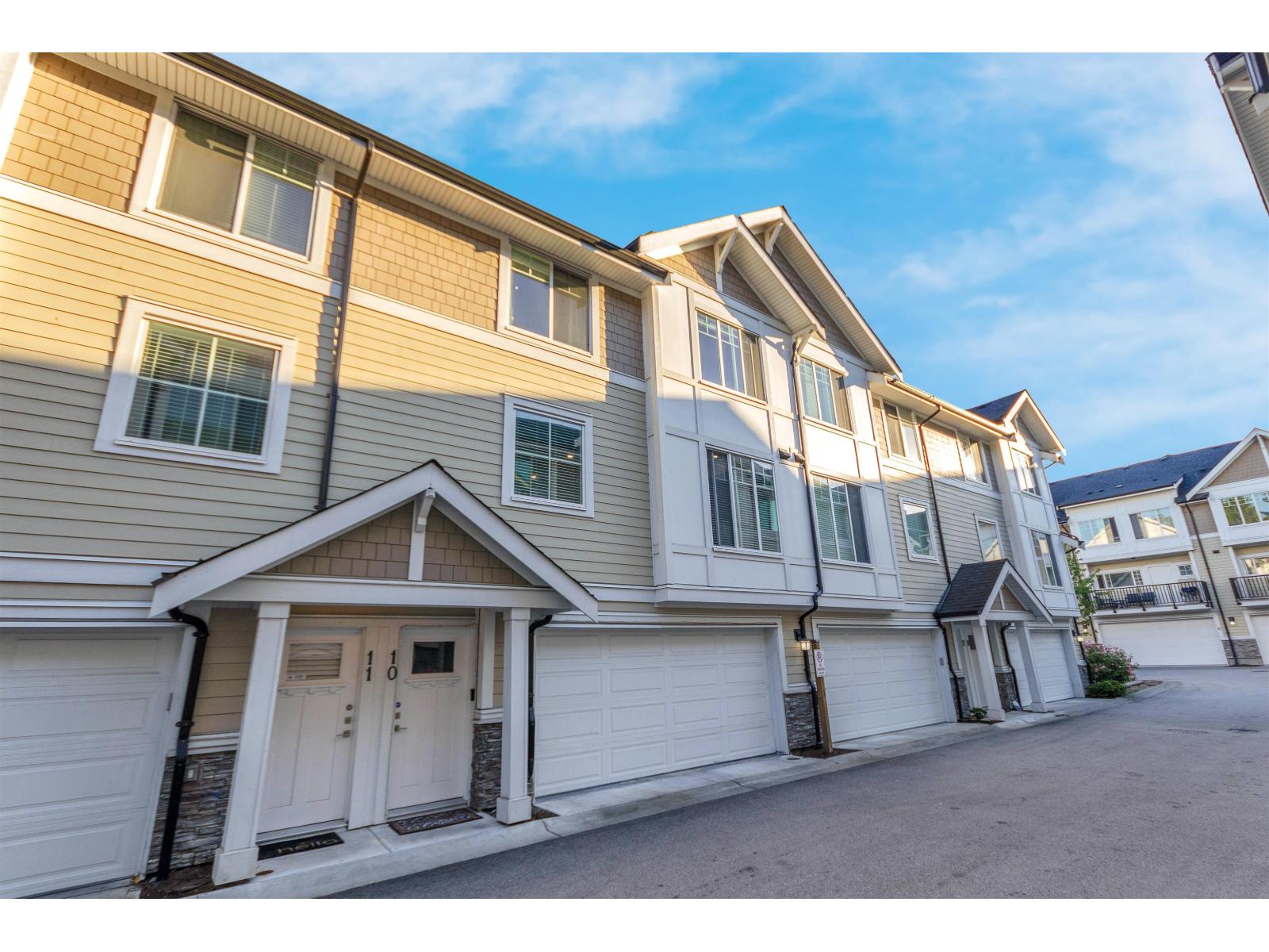For sale: 10 7056 192 STREET, Surrey, British Columbia V4N1N2