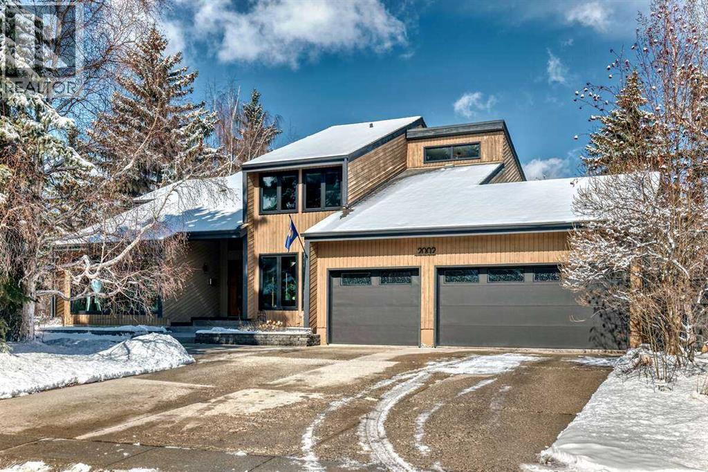 House for Sale in 2002 Pump Hill Way SW|Calgary, Alberta T2V4M4
