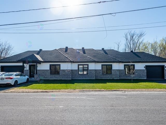 9585-9587 Rue de Belle-Rivière, Mirabel, Quebec J7N2X9