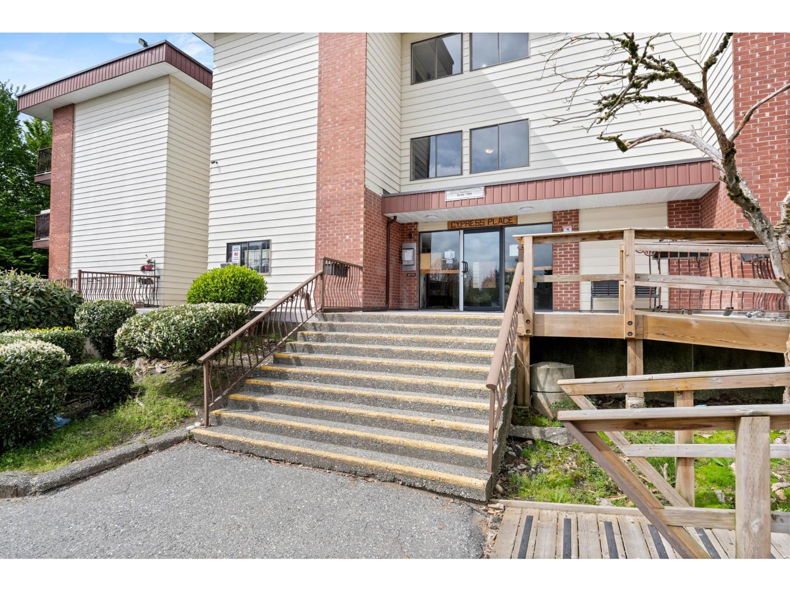 342 1909 SALTON ROAD, Abbotsford, British Columbia V2S5B8