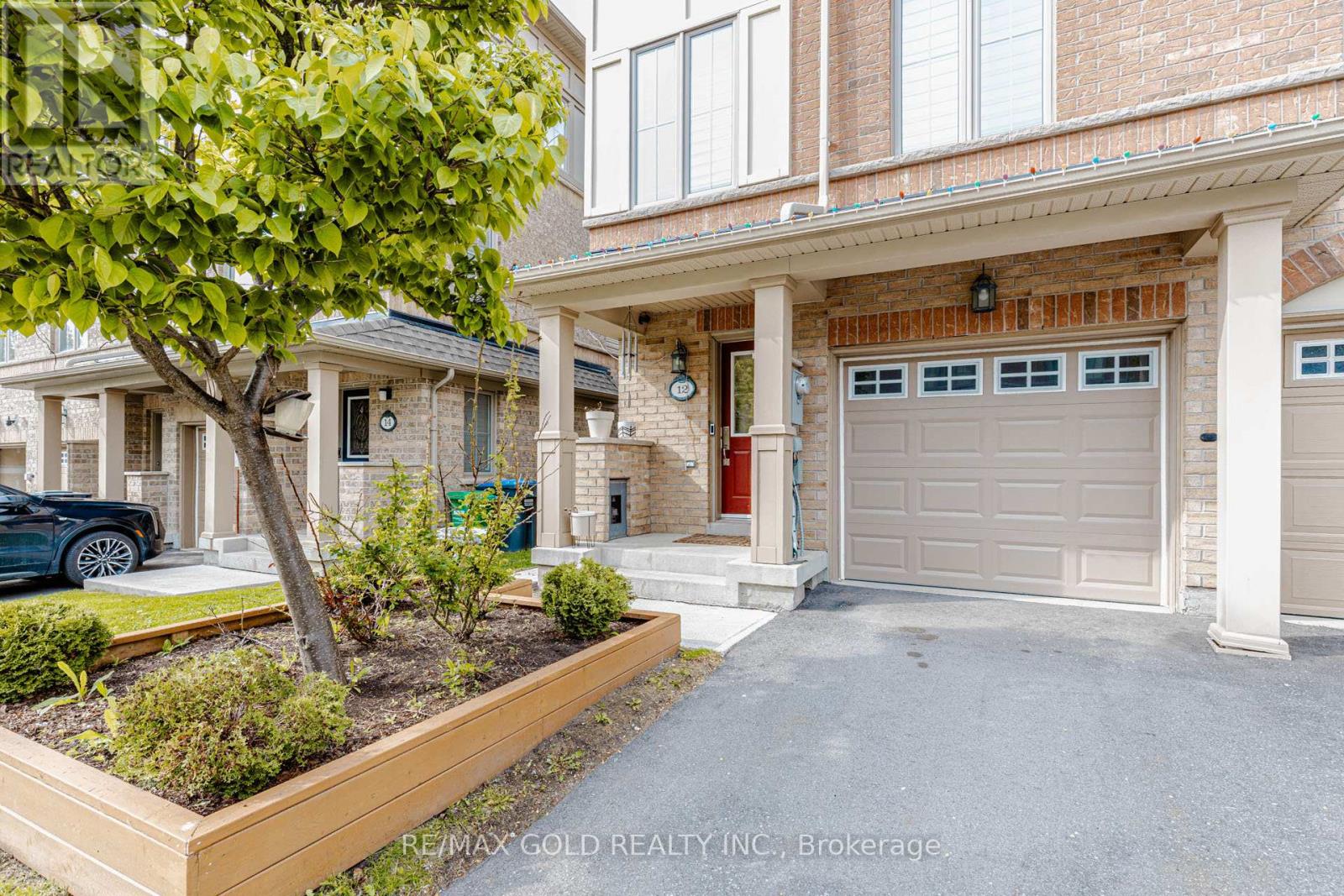 Row / Townhouse for Sale in 12 CAILIFF STREET|Brampton (Bram West), Ontario L6Y0P9 3