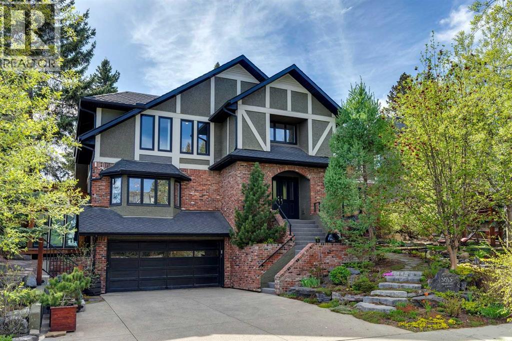 House for Sale in 3013 Montcalm Crescent SW|Calgary, Alberta T2T3M8