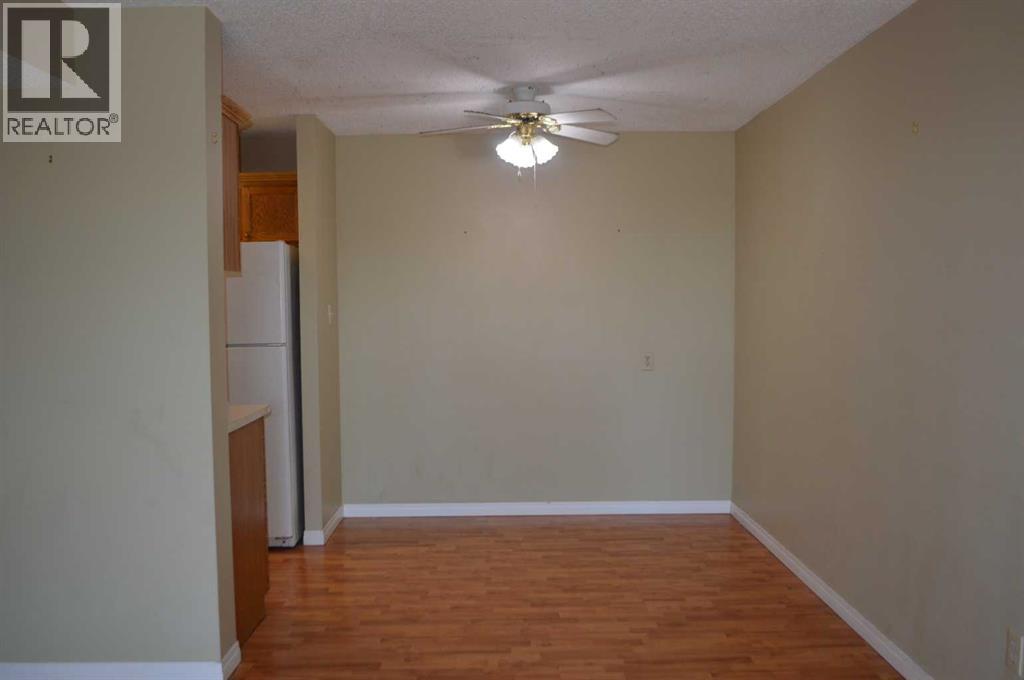 Apartment for Sale in 403, 9800 Horton Road SW|Calgary, Alberta T2V5B5 5