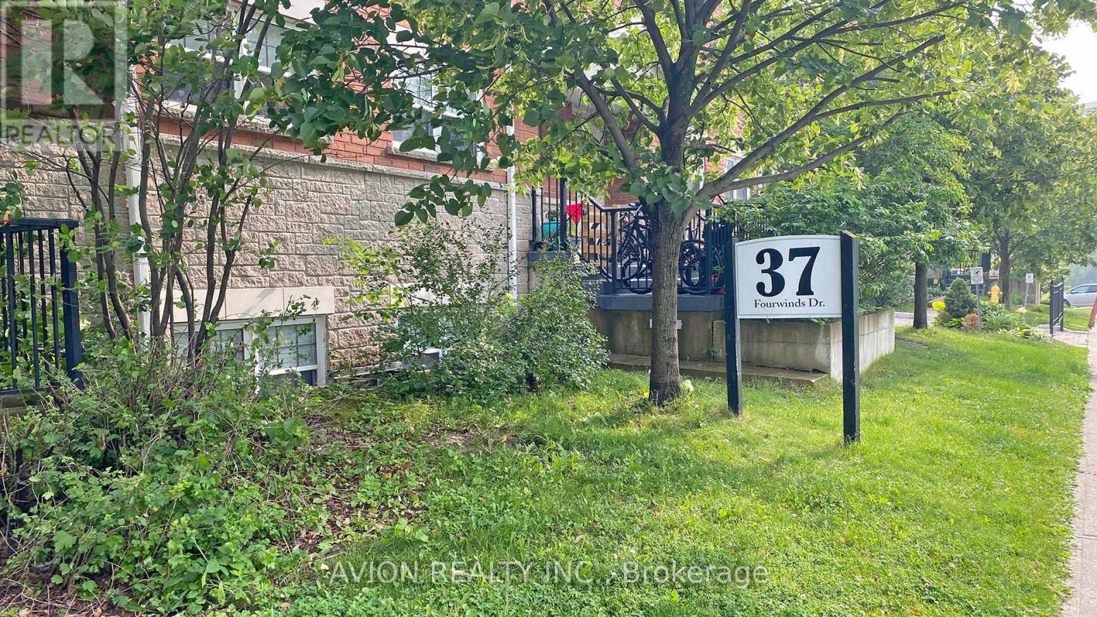 property-image