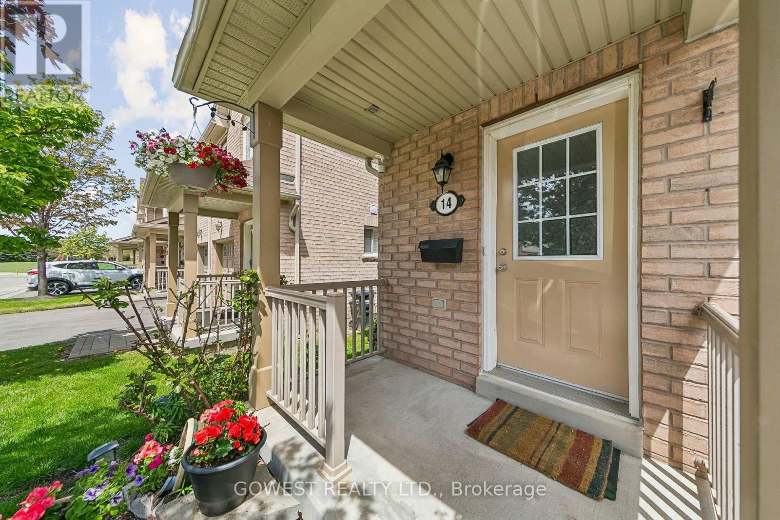 Row / Townhouse for Sale in 14 - 3150 ERIN CENTRE BOULEVARD|Mississauga (Churchill Meadows), Ontario L5M7Z2 3