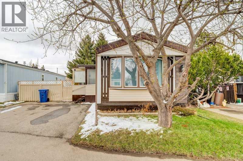 Mobile Home for Sale in 162, 6724 17 Avenue SE|Calgary, Alberta T2A0W5