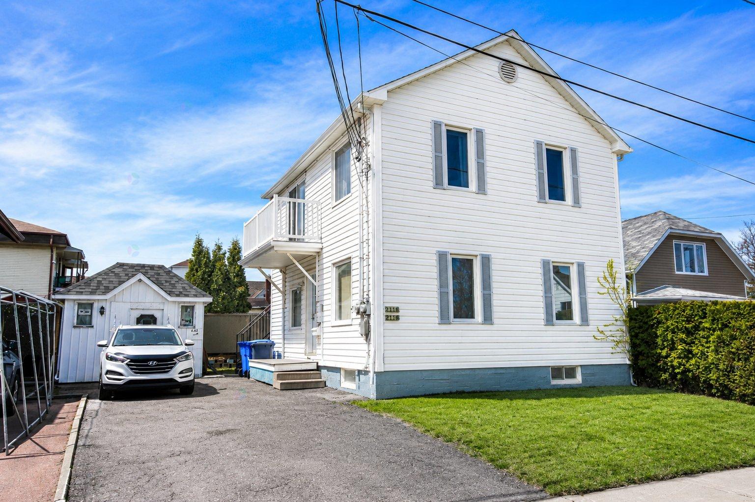 2116-2118 Rue St-Émile, Saguenay (Jonquière), Quebec G7X5T9