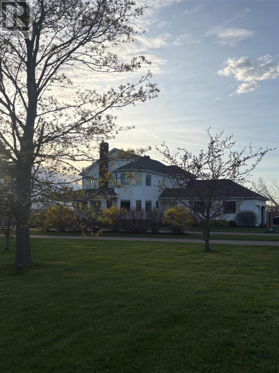 21 Spruce Lane