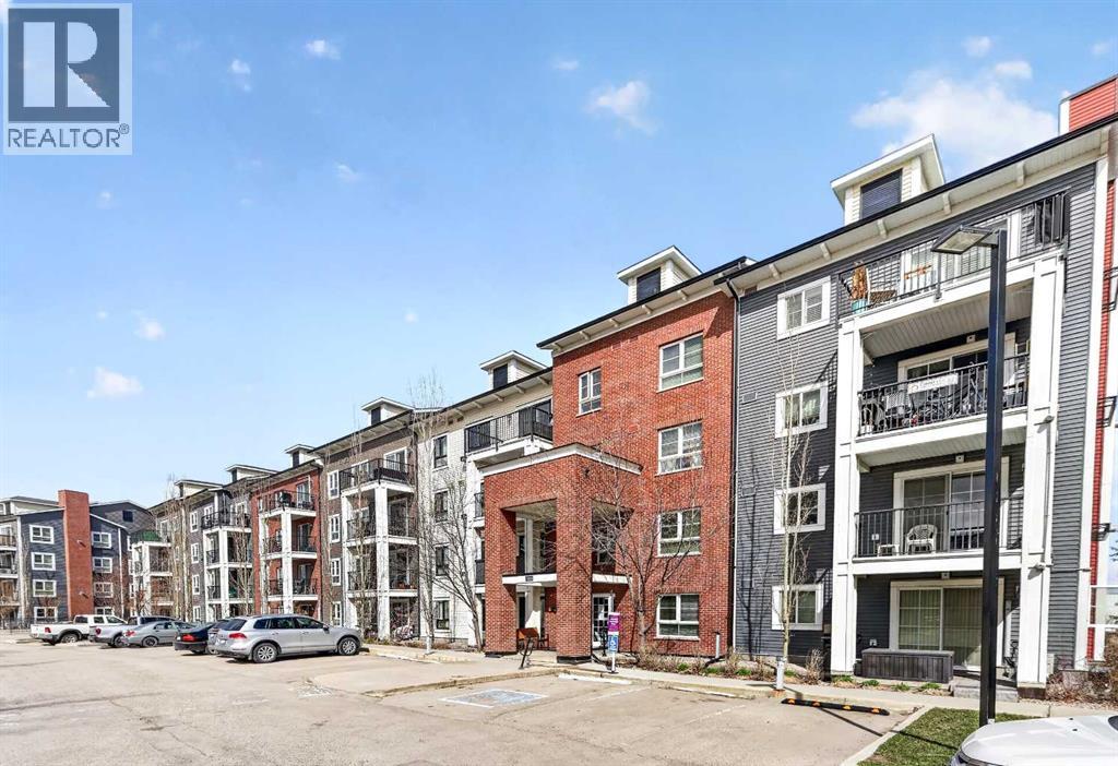 Apartment for Sale in 3311, 279 Copperpond Common SE|Calgary, Alberta T2Z1J1