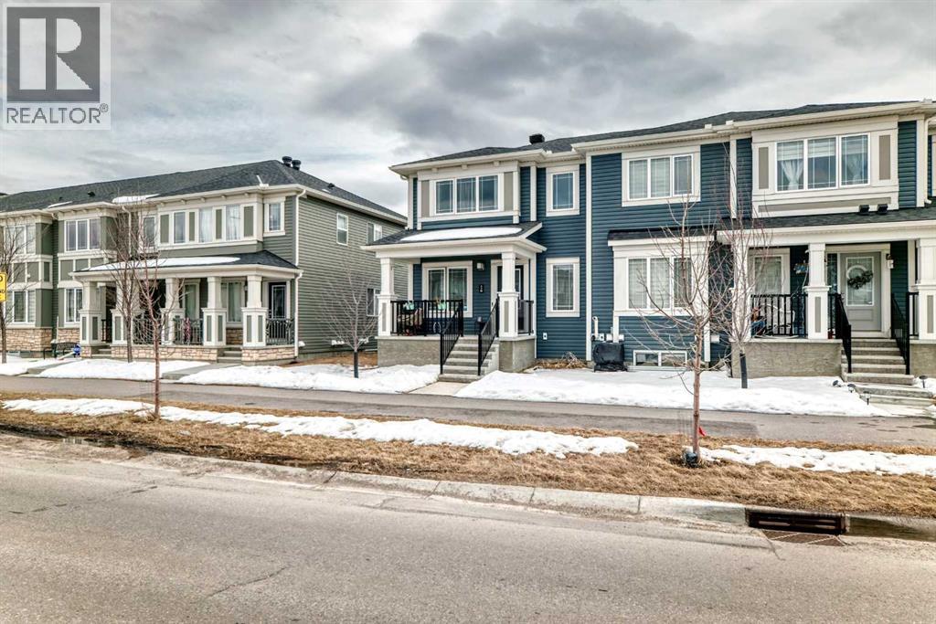 Row / Townhouse for Sale in 115 Cityscape Boulevard NE|Calgary, Alberta T3N1N5 2
