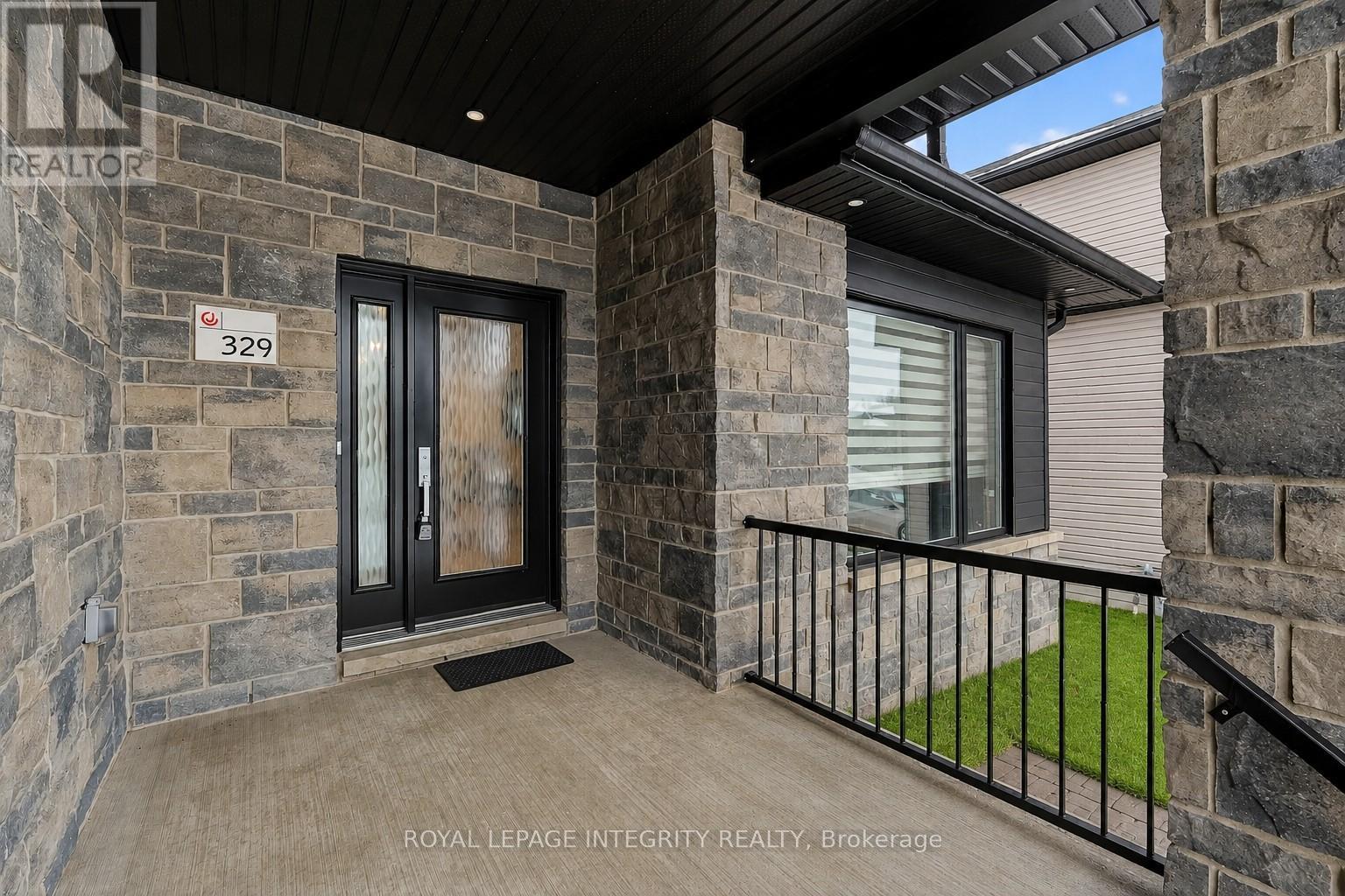 M*k様 FORNITORI DELLA REAL CASA For sale: 329 DORE STREET, Casselman, Ontario K0A1M0 - X12687894