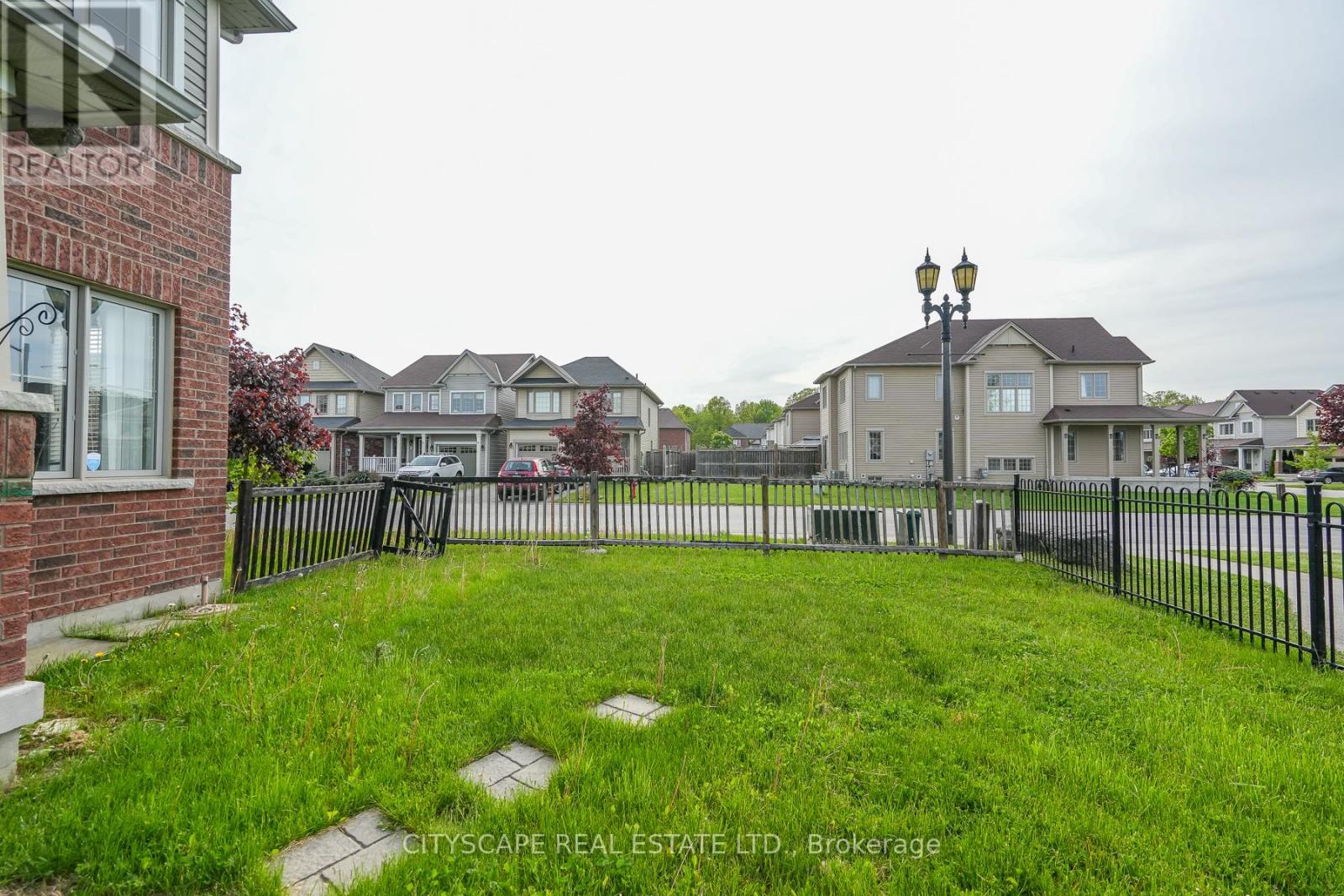 property-image