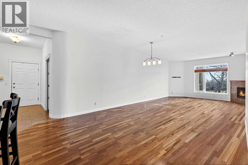 Apartment for Sale in 7304, 14 Hemlock Crescent SW|Calgary, Alberta T3C2Z1 5